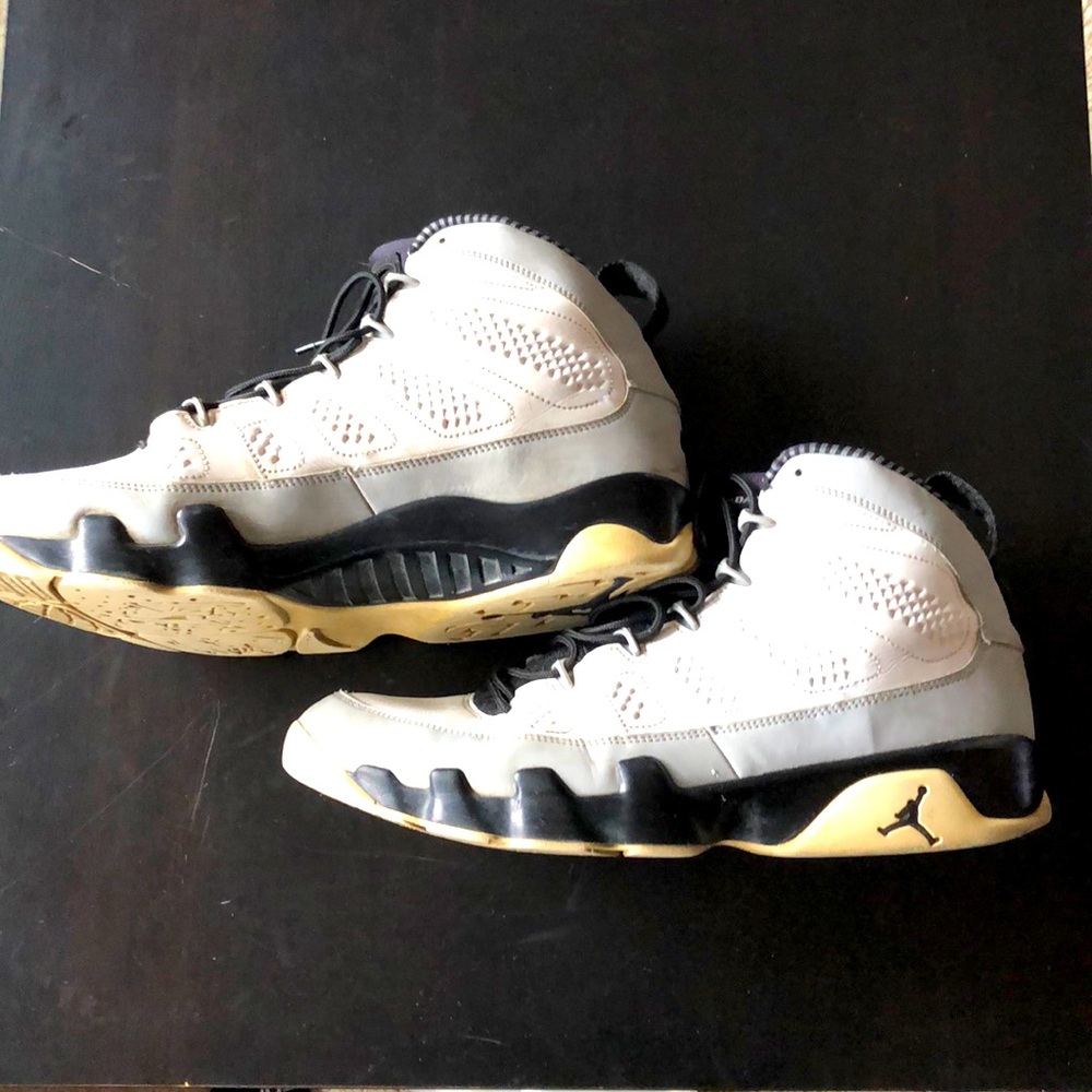 Air Jordan’s retro 9’s